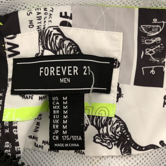 Bold print hooded windbreaker. Save 25% when you buy two or more items. - Picture 3 of 6